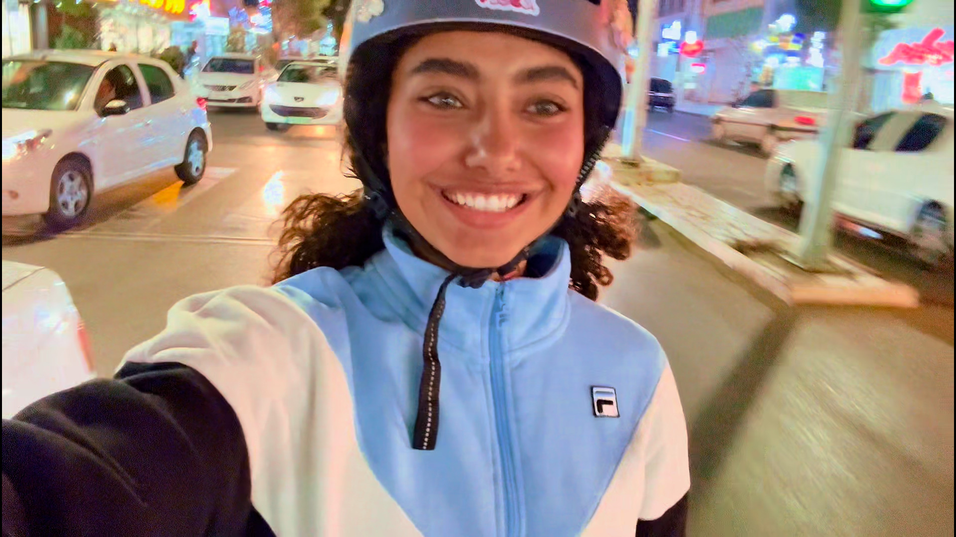 اسکیت سواری وسط ترافیک تهران