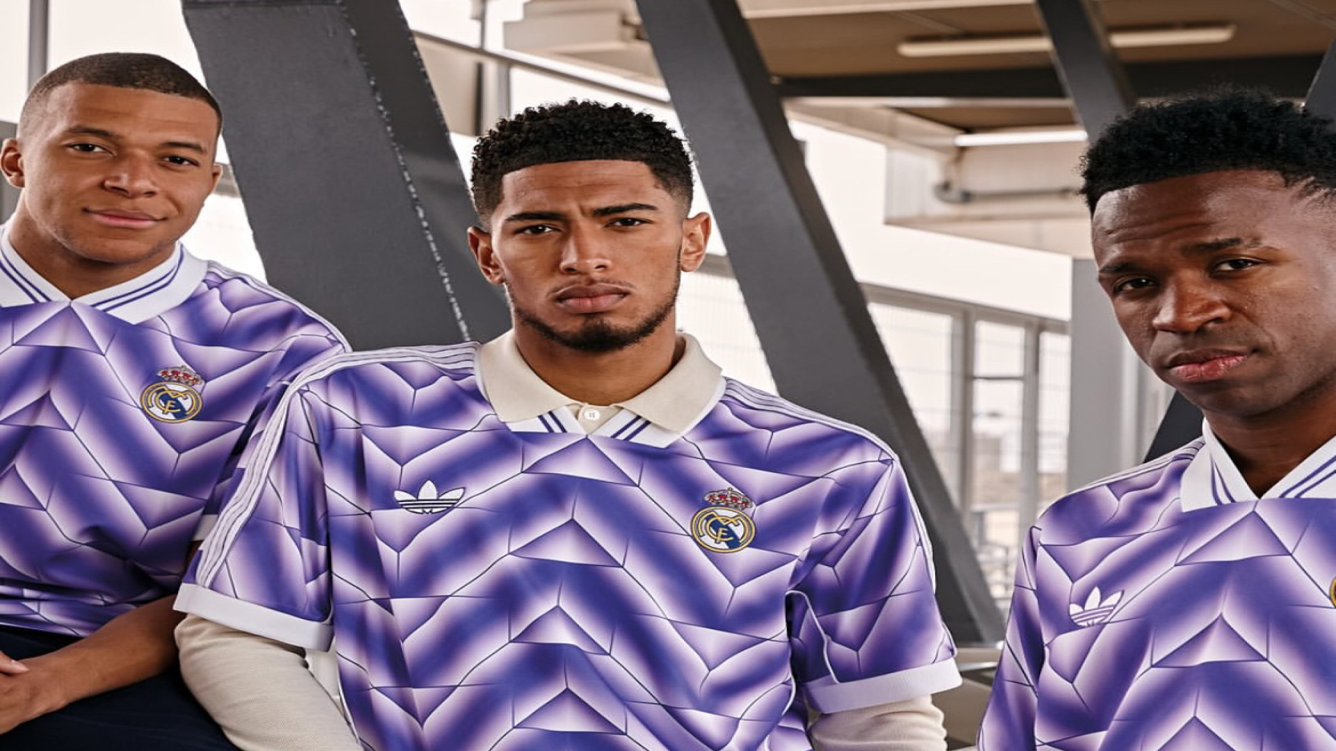 رونمایی رئال مادرید از کیت بنف...