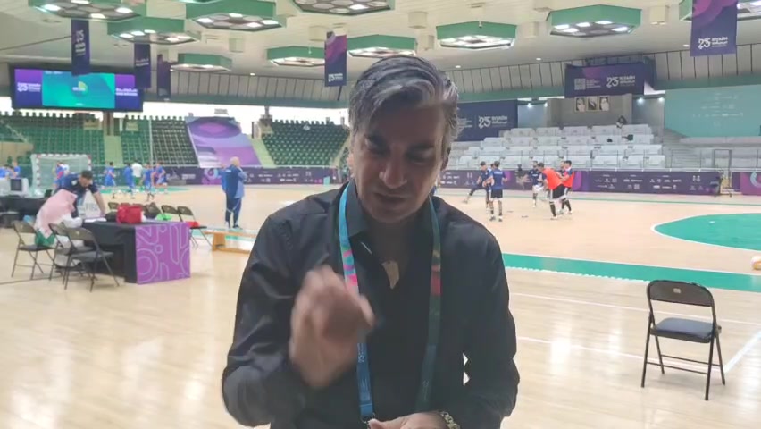 وحید شمسایی :برای بالا بردن پر...