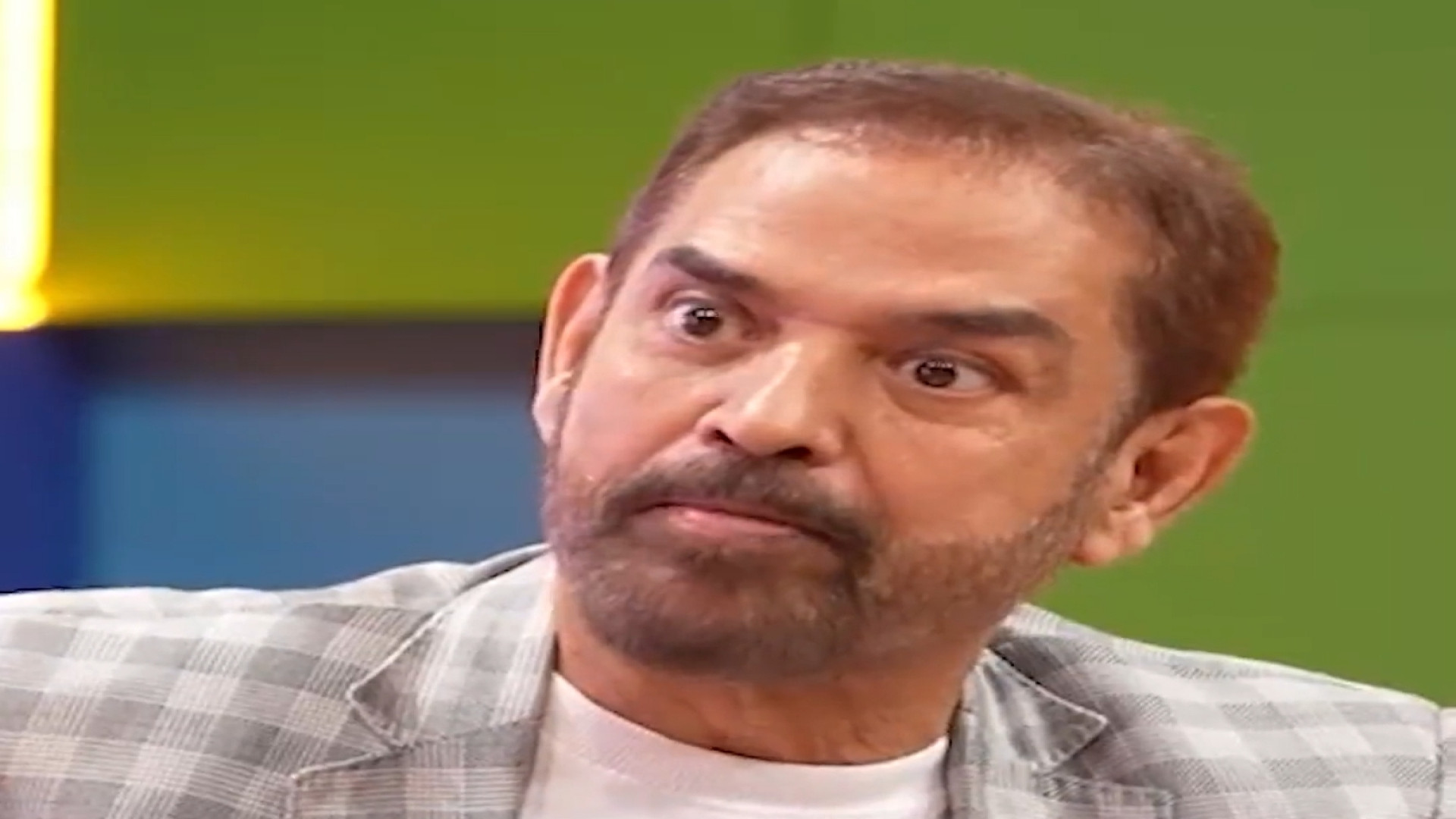 یک خانه، دو عقیده، جنگ بر سر ق...