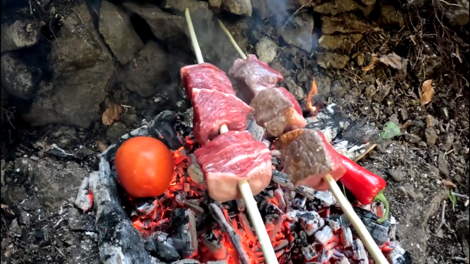 کمپ بقا و ساخت پناهگاه برای ۲...