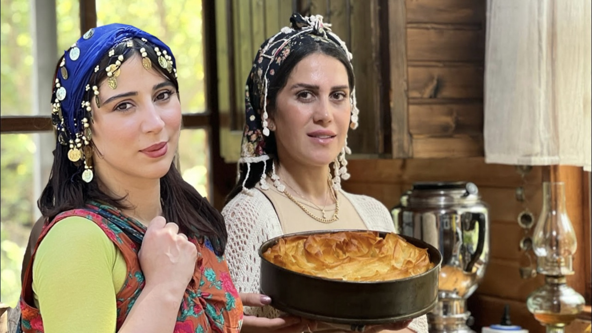 پخت چیز کیک گل روز در کلبه چوب...