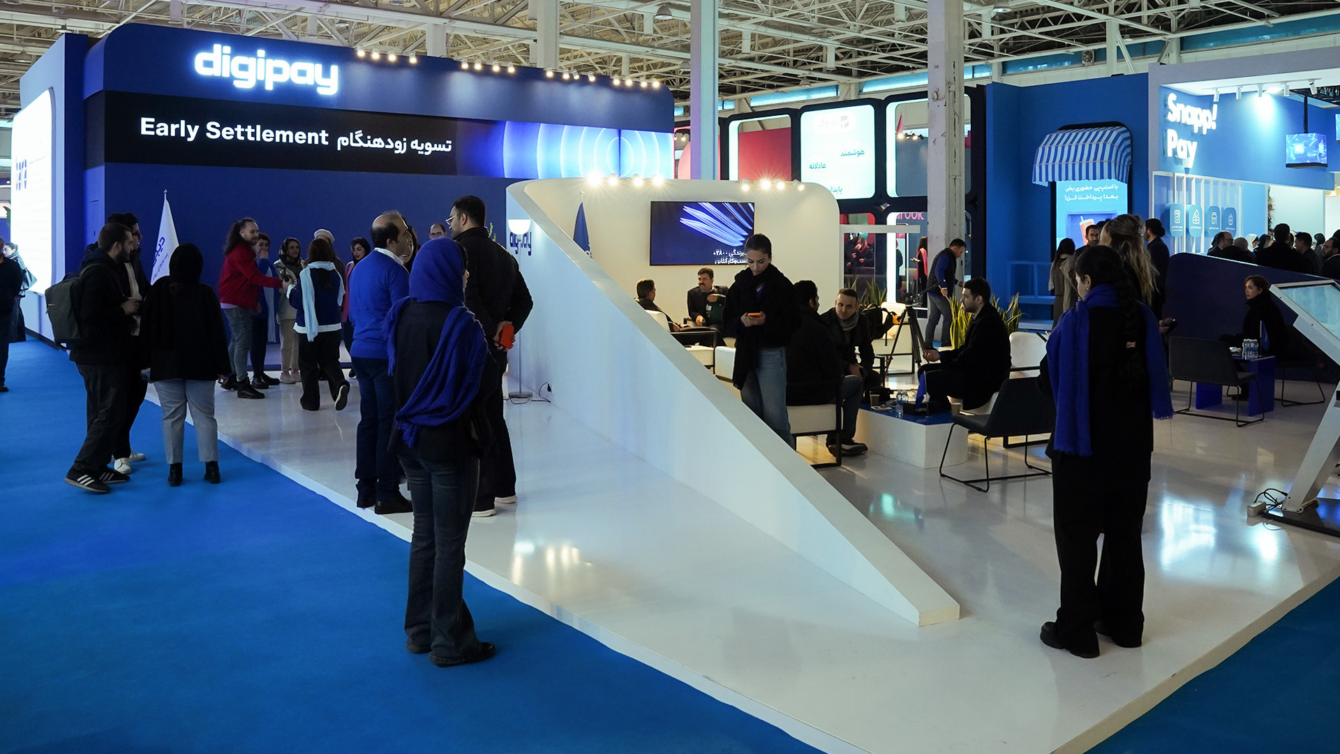 گزارش دیجیاتو از غرفه دیجی‌پی...