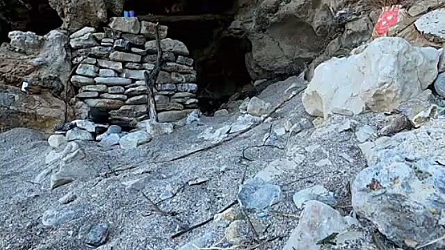 کمپ ۳ روزه بدون آب و غذا در سا...