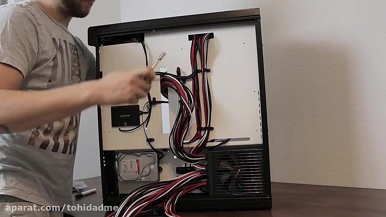 Timelapse Build Phanteks Entho...