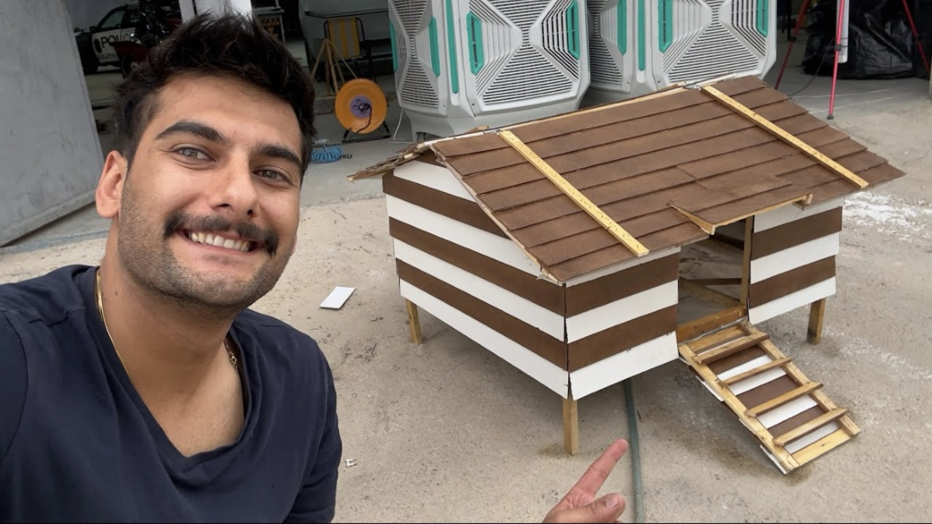 مرغ دونی ساختم