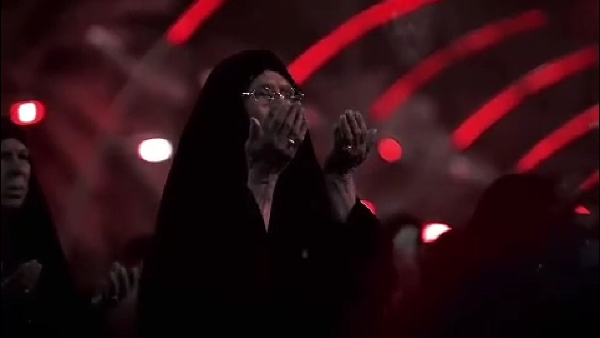 محمود کریمی &laquo;از خون جوان...