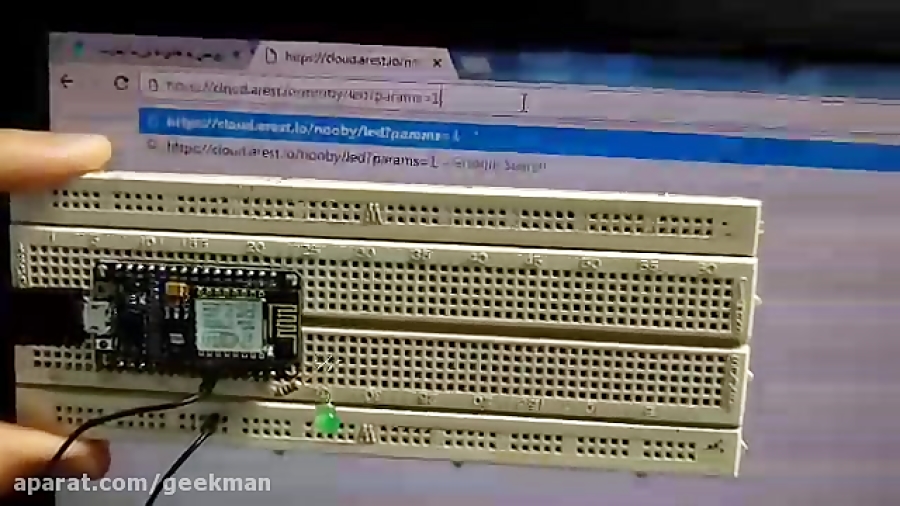 تست aREST با NodeMCU برای روشن...
