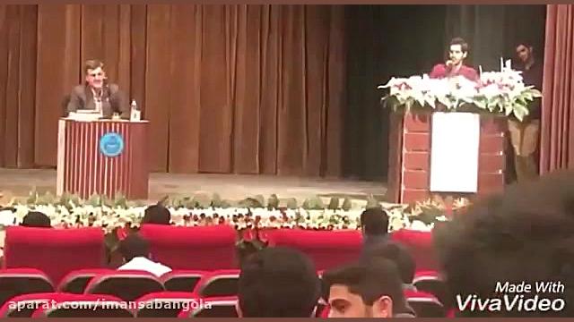 توهین كوچك زاده به یكی از دانش...