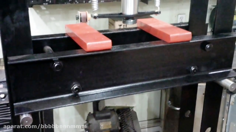 My Finished DIY 20Ton Shop Press with an Inverted Bottle Jack