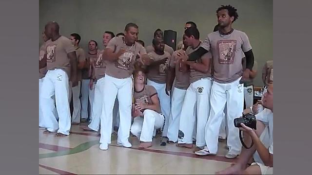 نمایش فوق العاده کاپو ایرایی (...