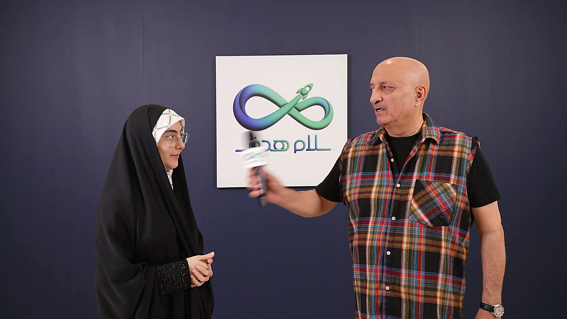 پریا مهربخش