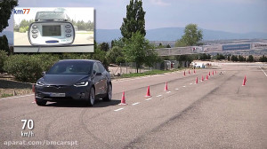 Tesla Model X 2016  Maniobra d...