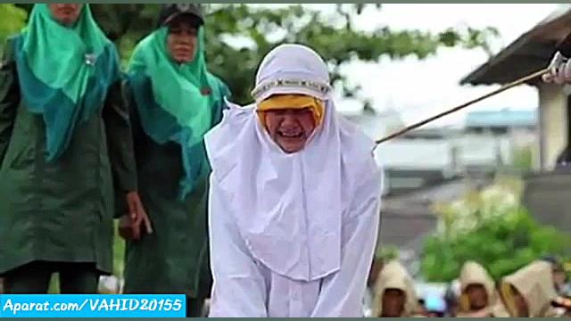 شلاق زدن زن و مرد به جرم رابطه...