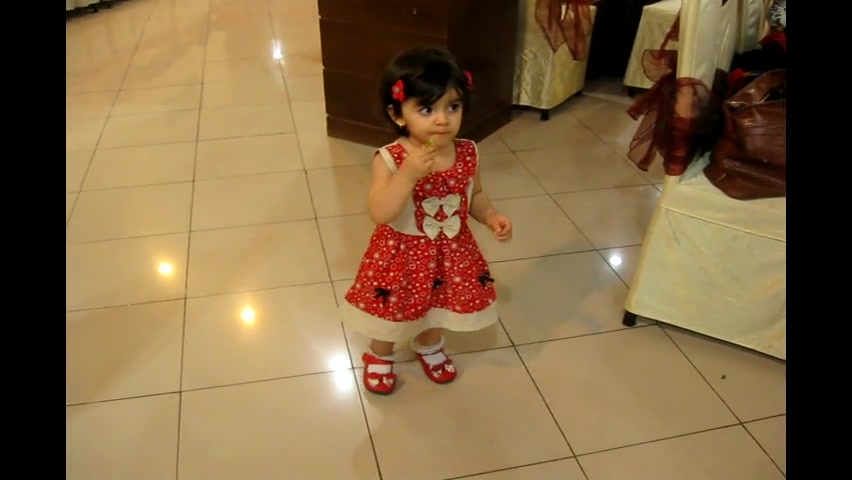 نازنین زهرا