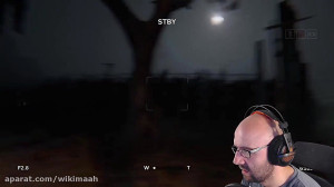 Streamer& 039;s daughter walks...