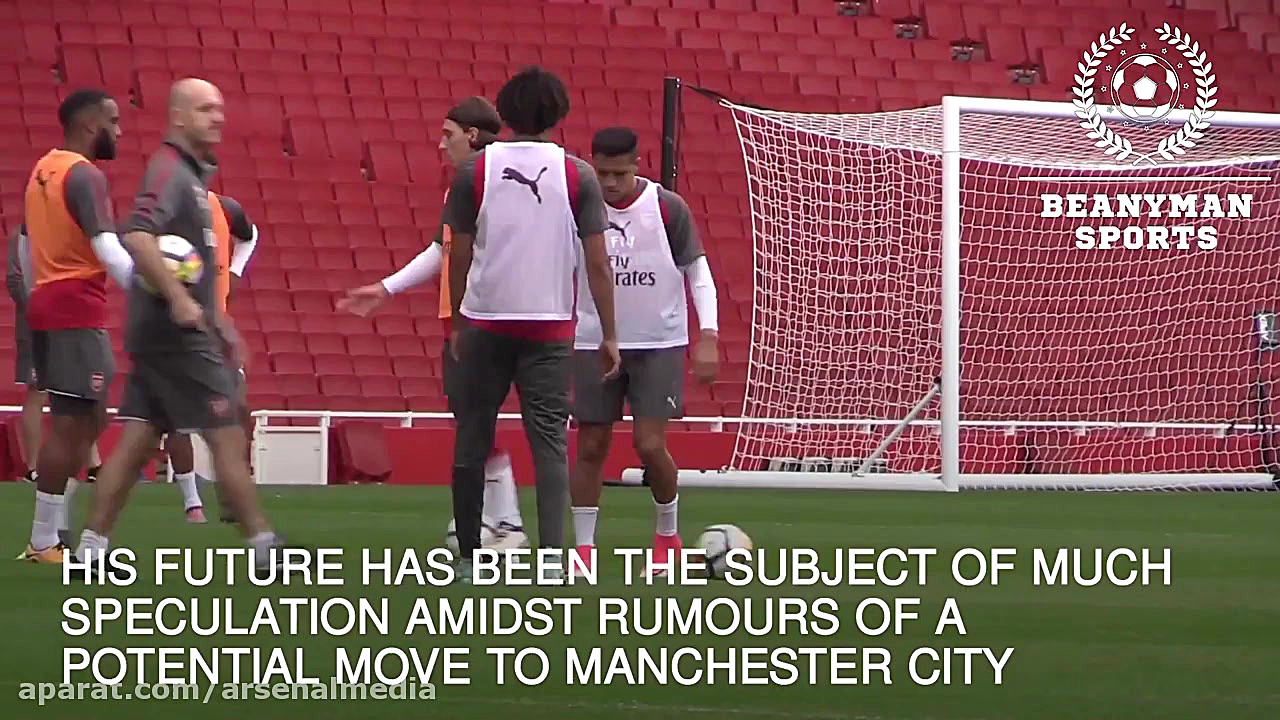 الکسیس سانچز و بوسیدن پیراهن آ...