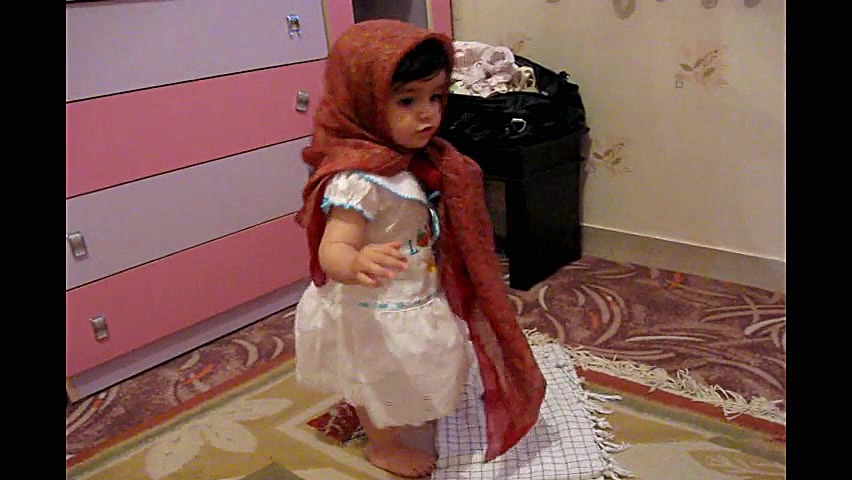 نازنین زهرا