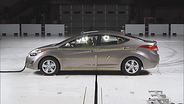 Hyundai Elantra 2013  هیوندای...