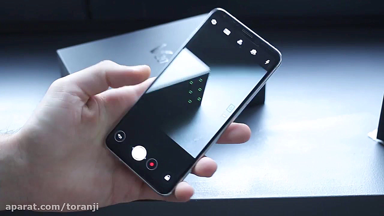 آنباکسینگ الجی وی 30 (LG V30)