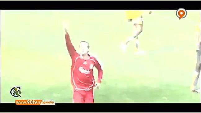 فوتبال 120: صحنه هایی از موقعی...