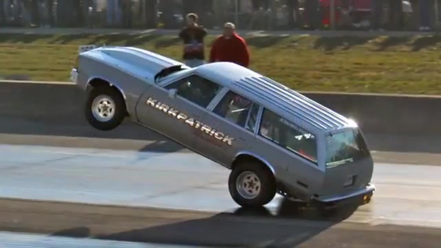 تکچرخ ماشین امریکا یی کامارو د...