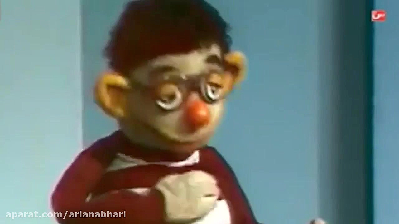 وقتی آقای مجری کلاه قرمزی مو د...