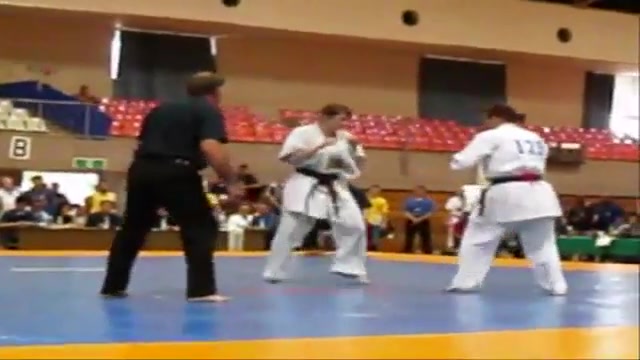 کیوکوشین بانوان فینال مسابقات...