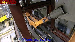 آزمایش میراگر ویسکوز در میز لر...