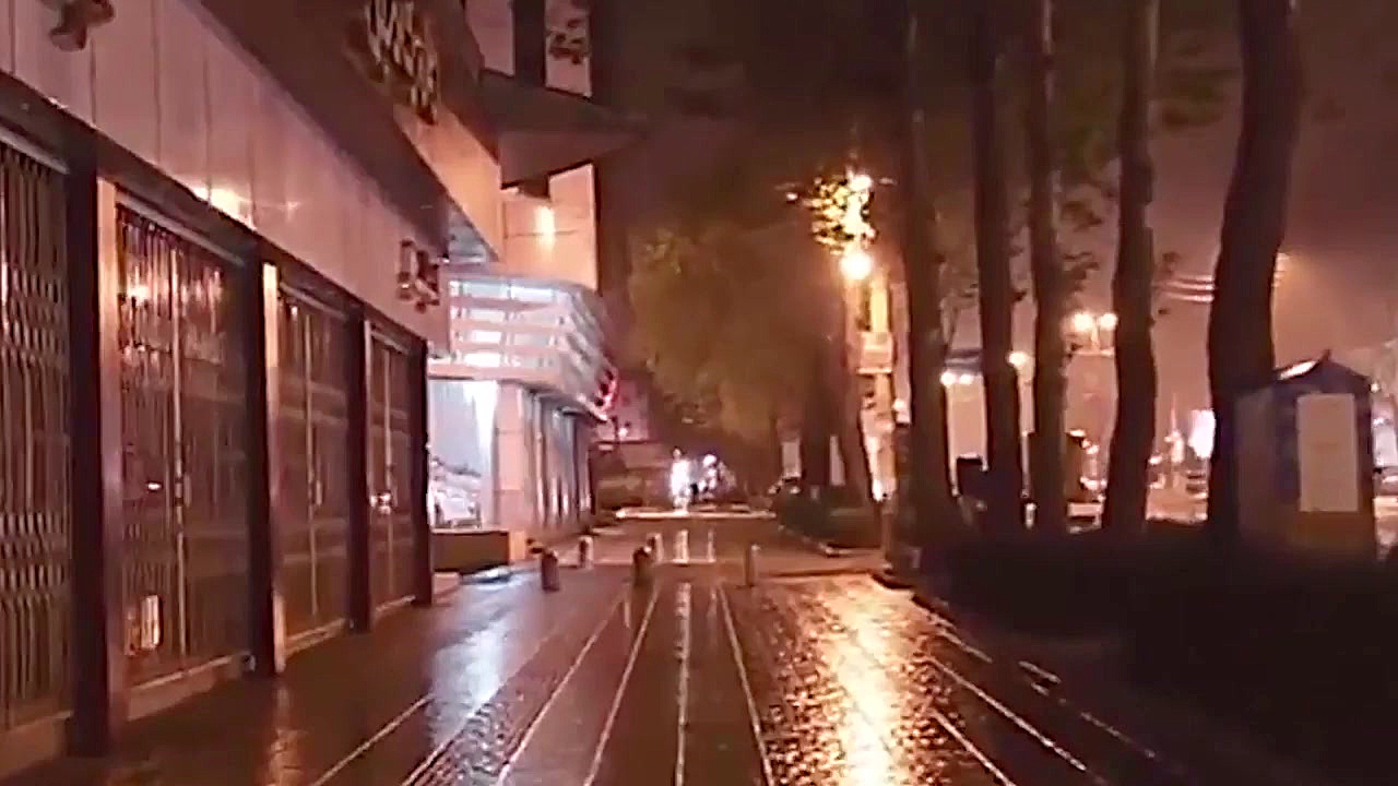 دادکست | دو رکعت نماز شیخ حسین...