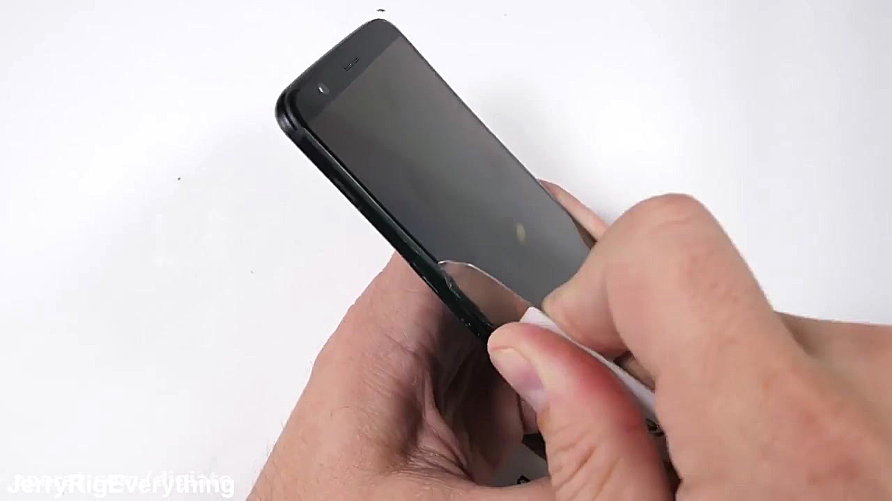 کالبدشکافی وان پلاس 5T