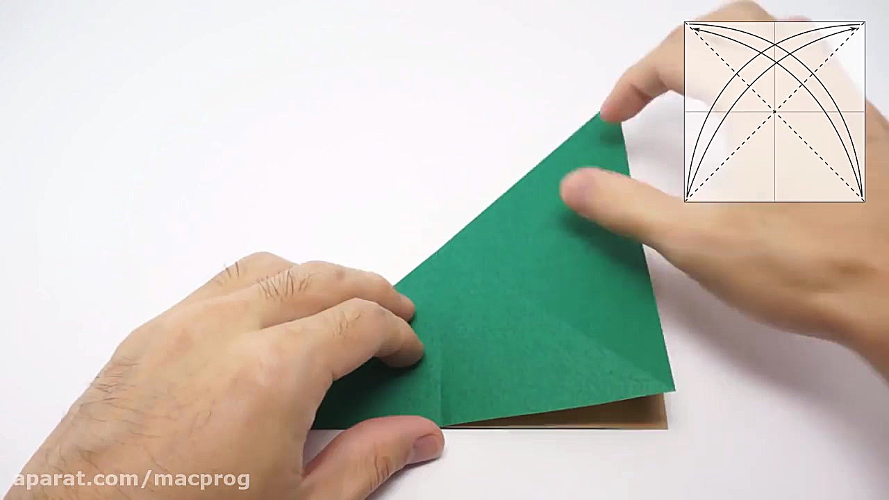 اوریگامی درخت کریسمس