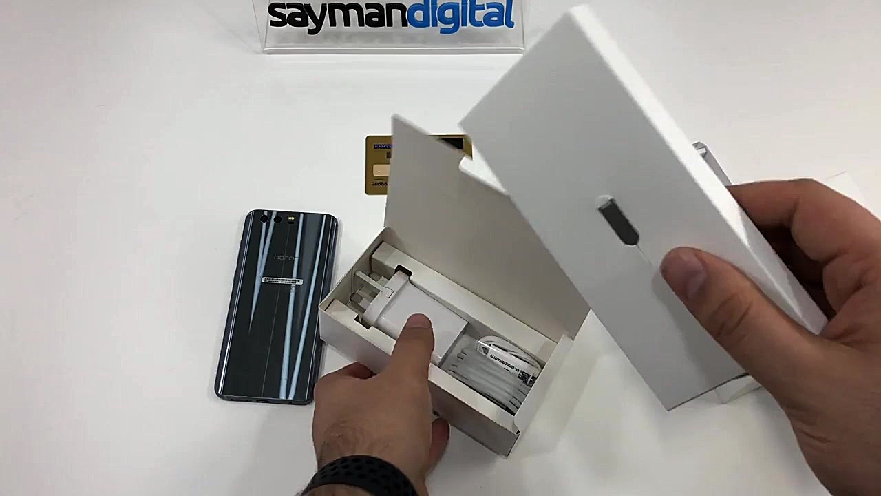 آنباکس Huawei Honor 9