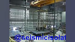 آزمایش میز لرزان سازه 5 طبقه ب...