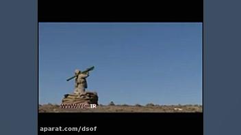 لحظه شلیک موشک دست پرتاب میثاق