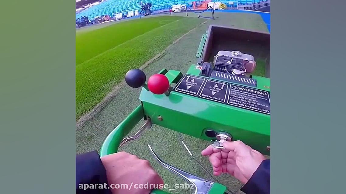 نگهداری از چمن ورزشگاه سانتیاگ...