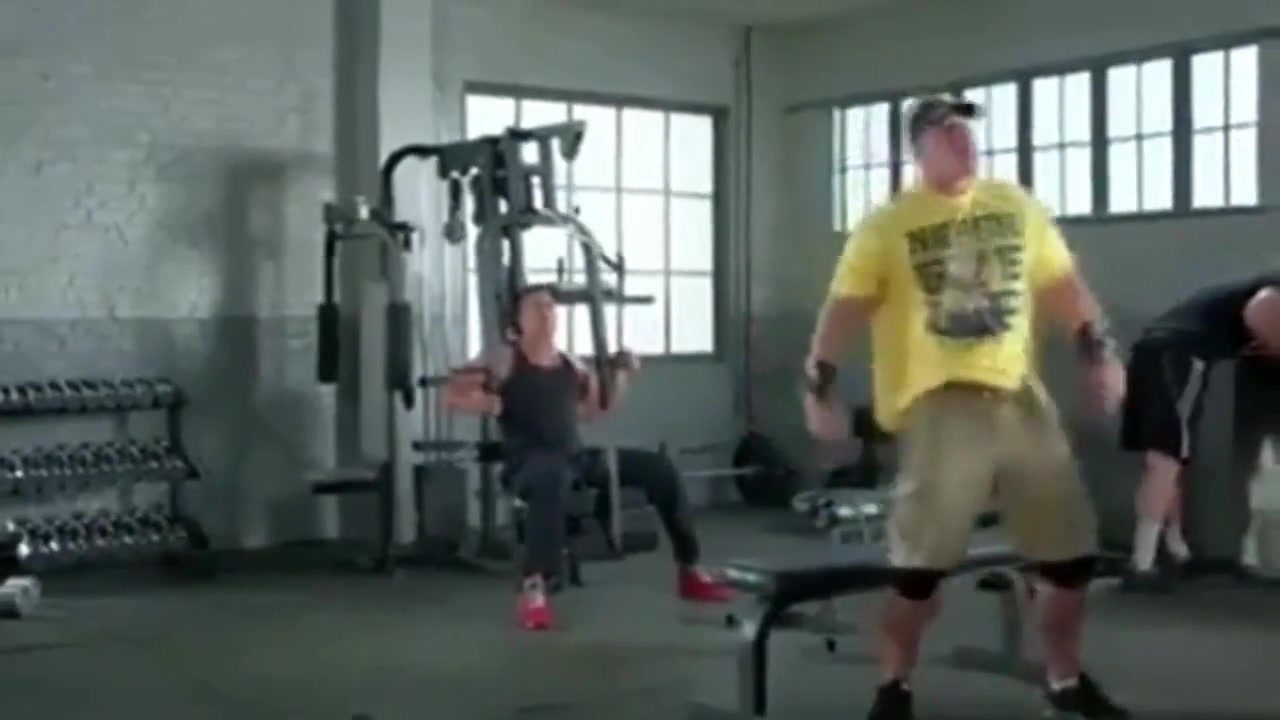 رقص جان سینا با آهنگ فارسی