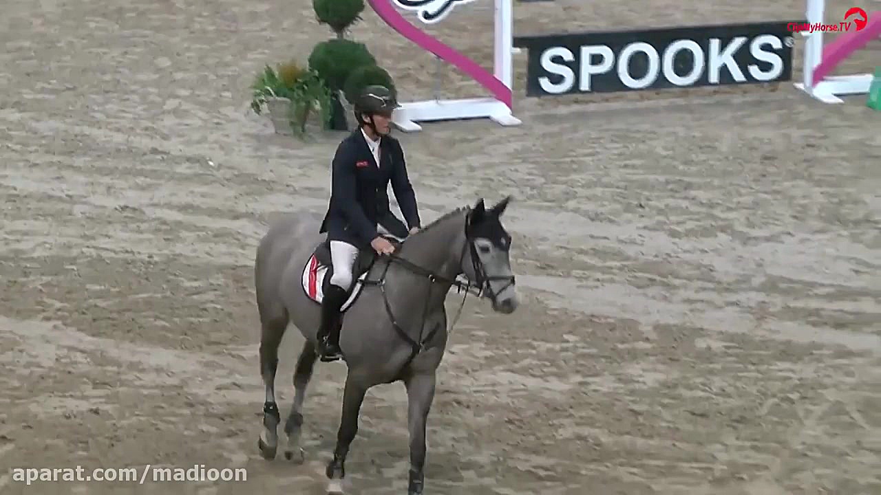 مسابقه پرش از مانع کمرون هینلی...