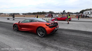درگ فراری F12 و مک لارن 720S