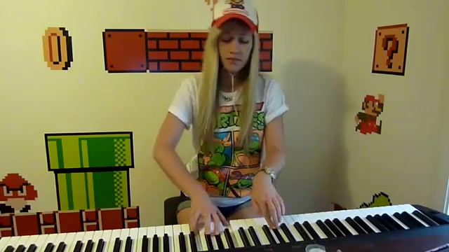 پیانو نوازی زیبا و قشنگ..جدید...