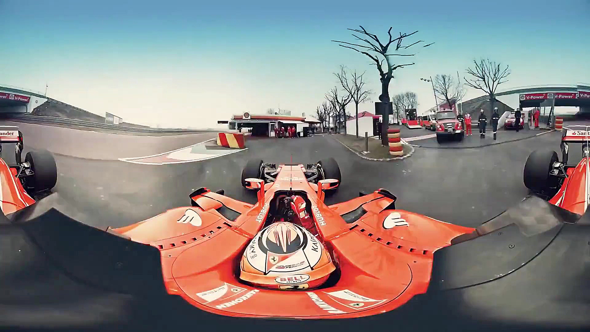 رالی هیجان انگیز با فراری به ص...