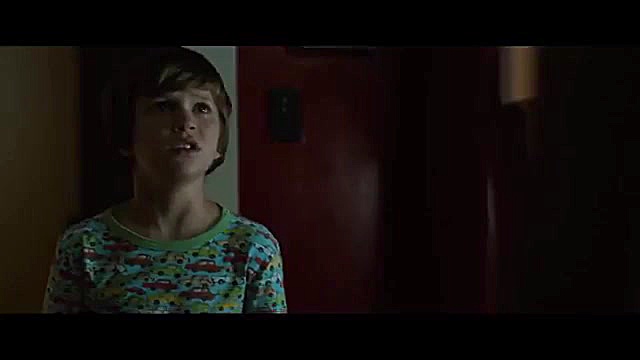 تریلر فیلم Lights Out زمان143ثانیه