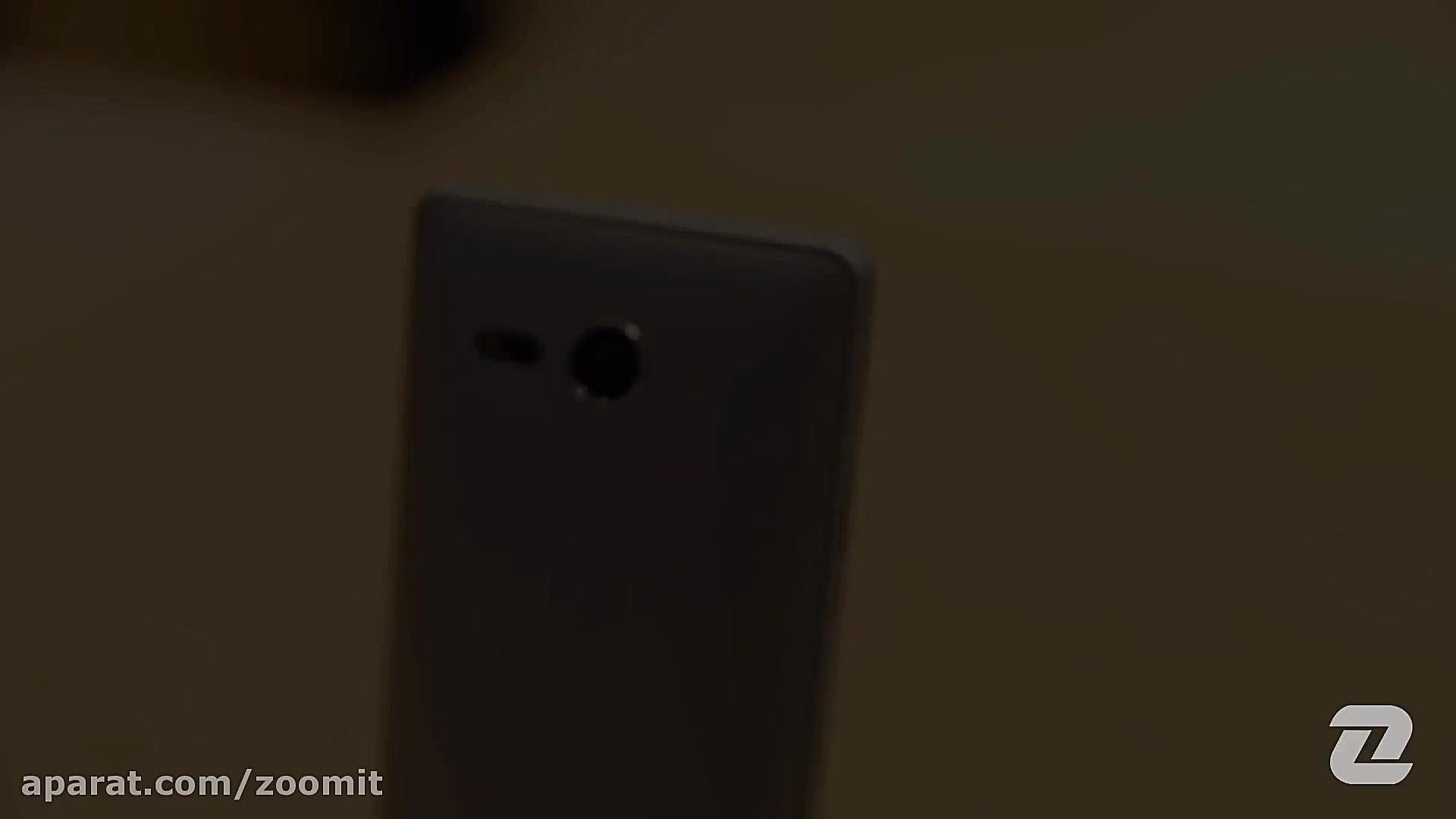 نگاه نزدیک ویدیویی زومیت به اک...