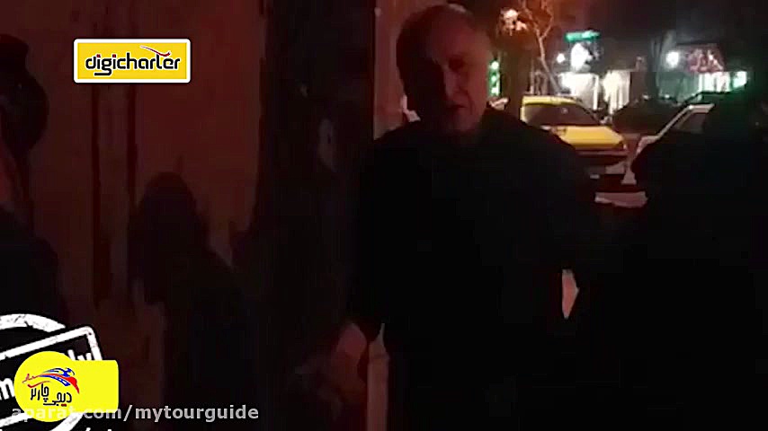 احمد نجفی درب شورای صنفی سینما...