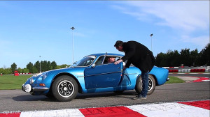 Alpine A110 (2017) vs Berlinet...