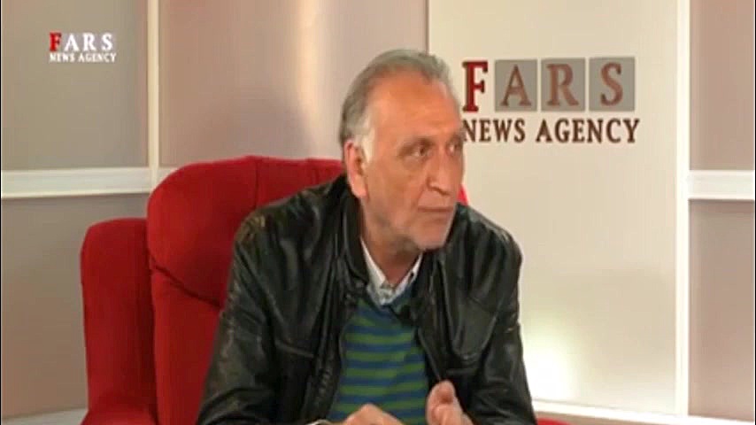 احمد نجفی شورای صنفی نمایش را...