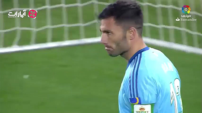 برترین سیوهای دروازه بانان لال...