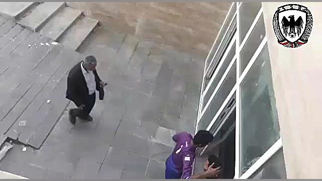 خروج بازیکنان شاهین شهرداری بو...