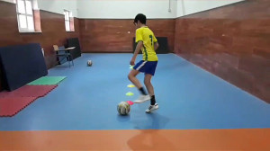 تمرینات تخصصی فوتبال و تسلط به...