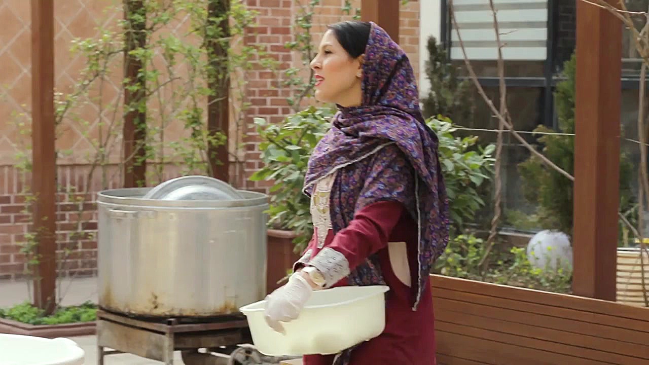 ناهار دورهمی آخر سال بچه های ص...